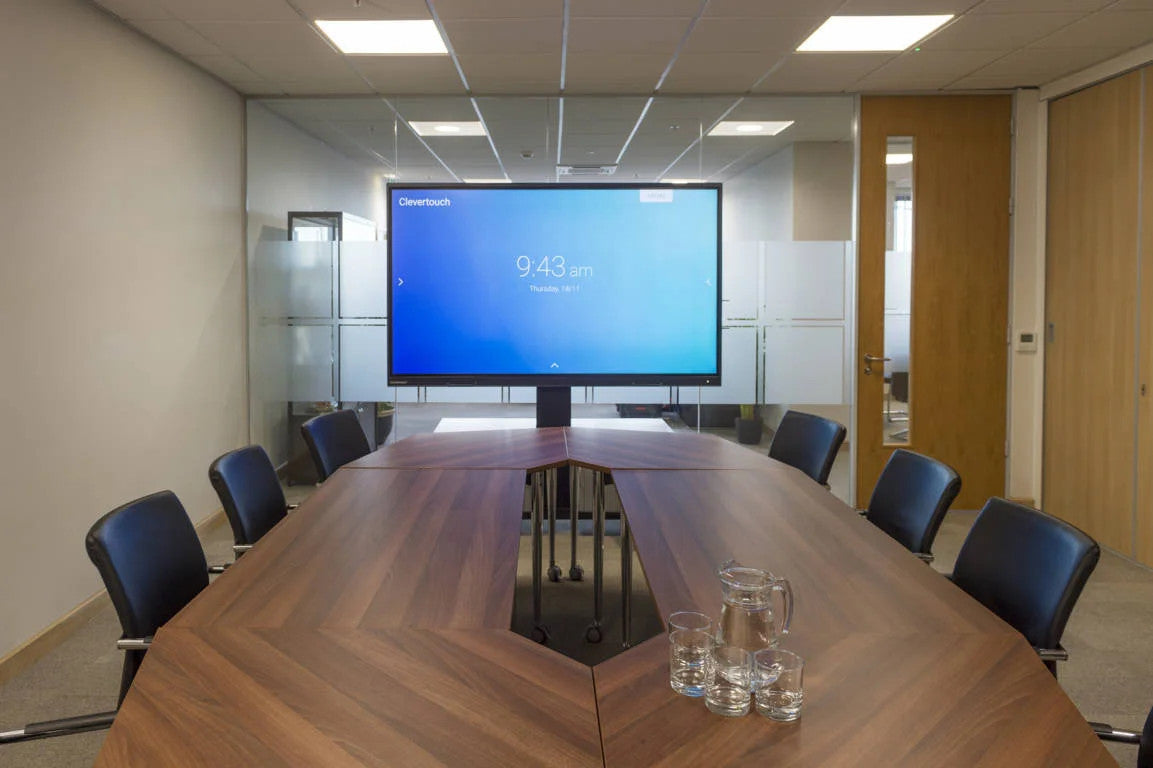 Clevertouch UX Pro 2 86 | 4K interaktivni ekran
