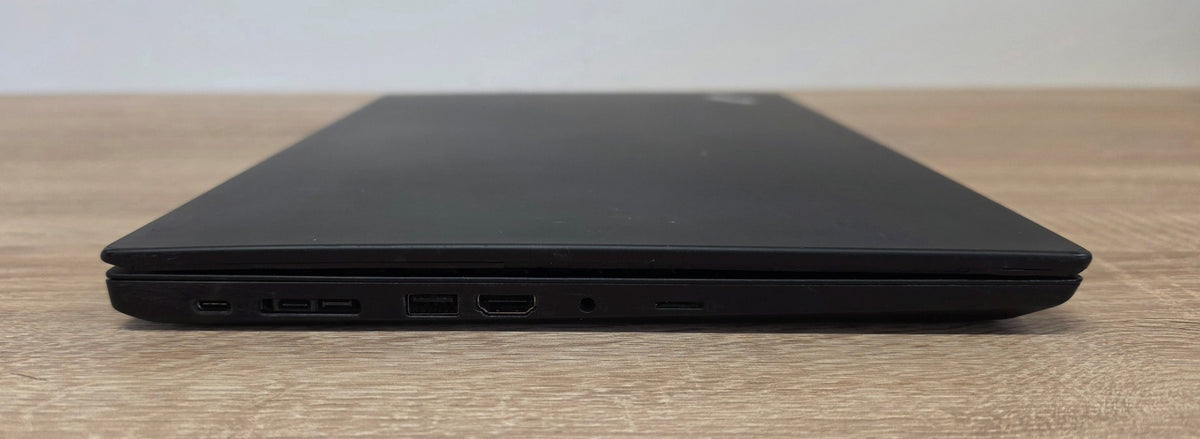 Prijenosnik Lenovo ThinkPad P53s, Intel Core i7 8665U, 1.9GHz, 8 GB RAM, 256 GB SSD, 15.6″ FHD, Intel HD 620, Webcam, Windows, Refurbished B-GRADE